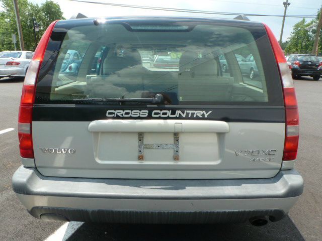 2000 Volvo V70 EX - DUAL Power Doors