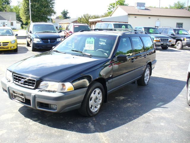 2000 Volvo V70 EX - DUAL Power Doors