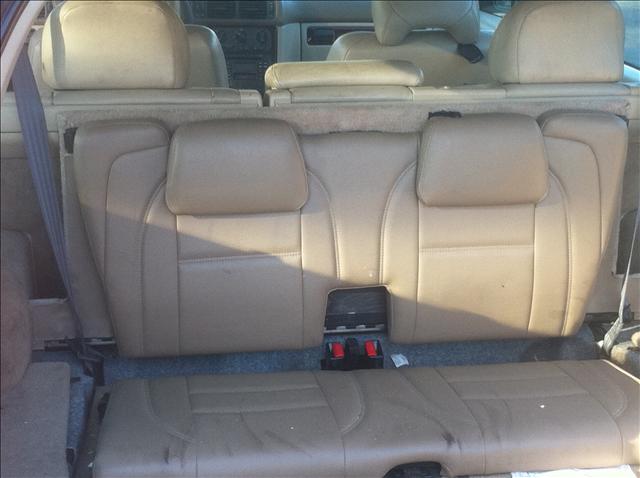 2000 Volvo V70 Unknown