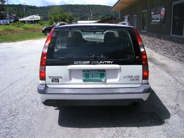 2000 Volvo V70 EX - DUAL Power Doors