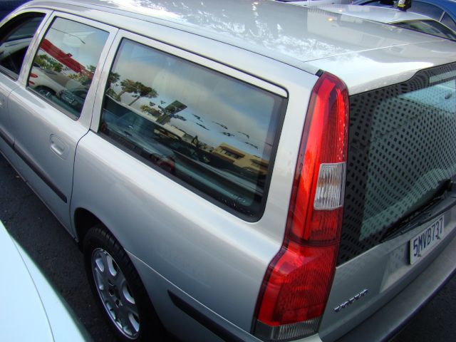 2001 Volvo V70 4x4 XL