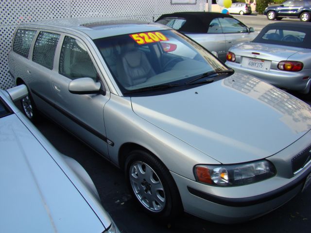 2001 Volvo V70 4x4 XL