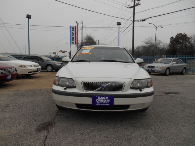 2001 Volvo V70 I W/premium Pkg