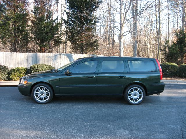 2001 Volvo V70 I W/premium Pkg