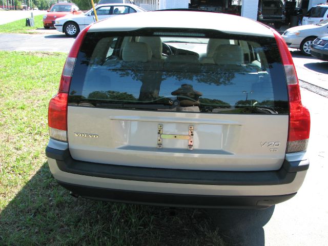 2001 Volvo V70 4X4 ED. Bauer EL