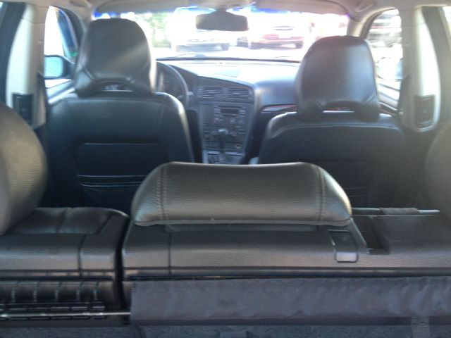 2001 Volvo V70 I W/premium Pkg