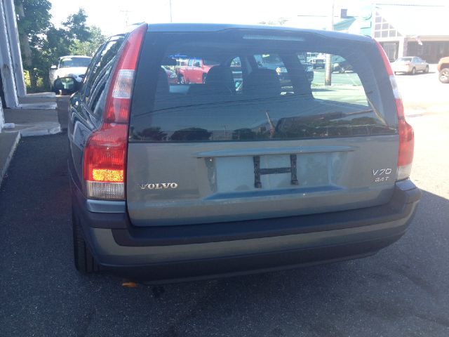 2001 Volvo V70 I W/premium Pkg