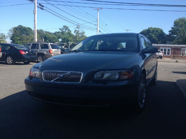 2001 Volvo V70 I W/premium Pkg