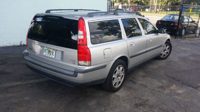 2001 Volvo V70 Sport Hard Top