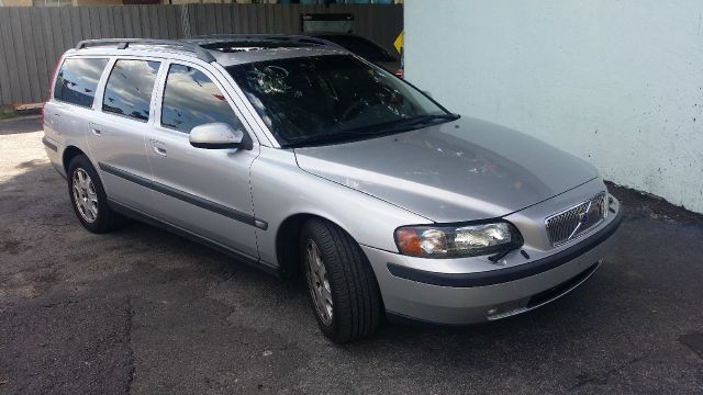 2001 Volvo V70 Sport Hard Top