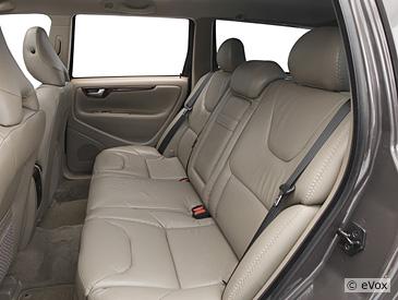 2002 Volvo V70 LE 4D Passenger Van