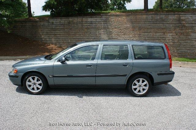 2002 Volvo V70 Unknown