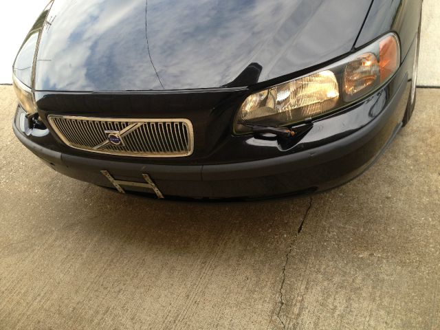 2002 Volvo V70 4WD 4dr Sport