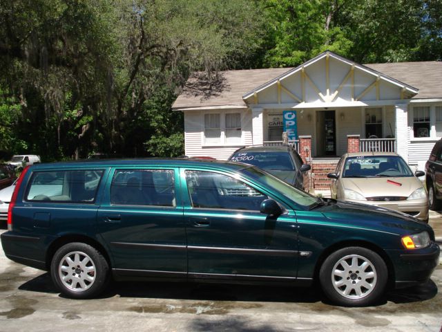 2002 Volvo V70 4WD 4dr Sport