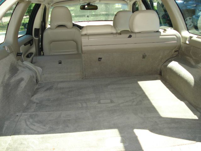 2002 Volvo V70 4WD 4dr Sport