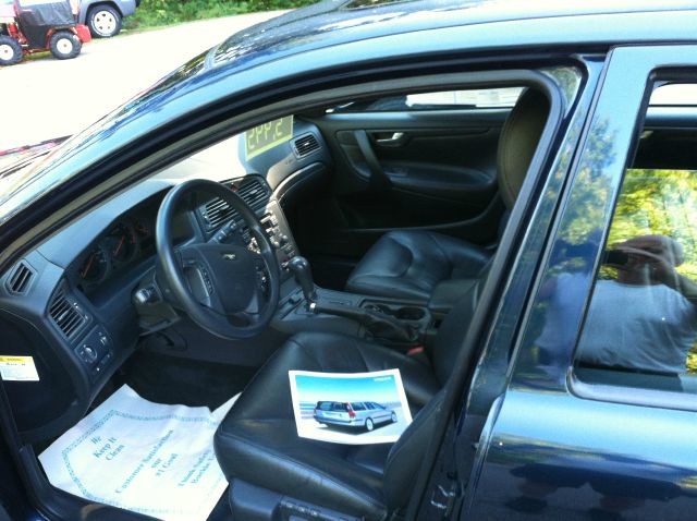 2002 Volvo V70 4WD 4dr Sport