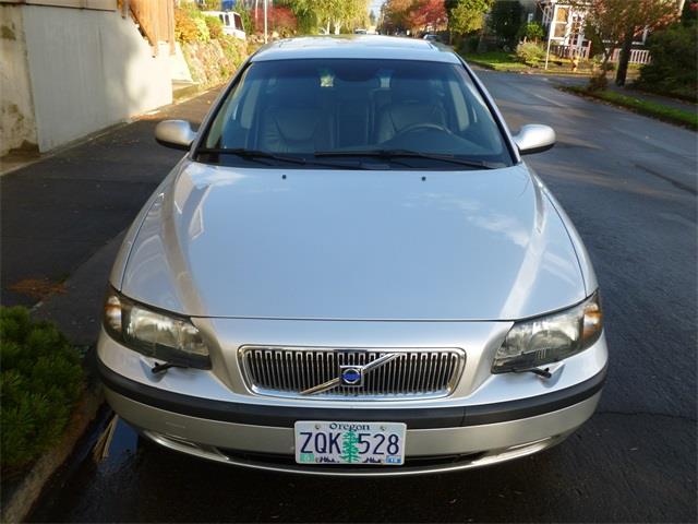 2003 Volvo V70 Unknown