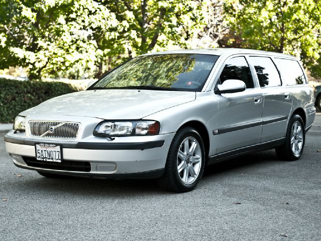 2003 Volvo V70 4WD 4dr Sport