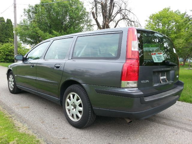 2003 Volvo V70 I-290 S