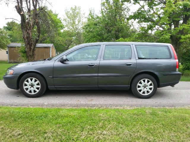 2003 Volvo V70 I-290 S