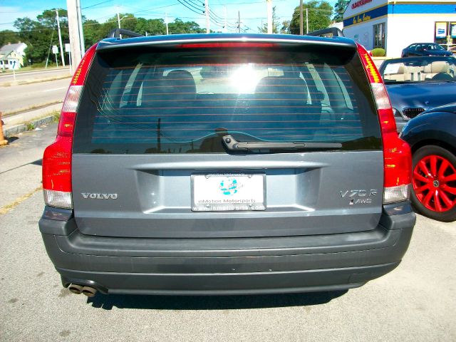 2004 Volvo V70 L 5SPD AWD AC CC