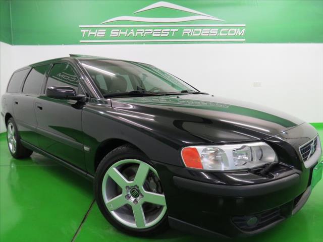 2004 Volvo V70 4WD 4dr Sport