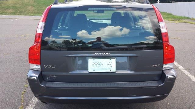 2005 Volvo V70 2500 Laramie Quad Cab 4WD