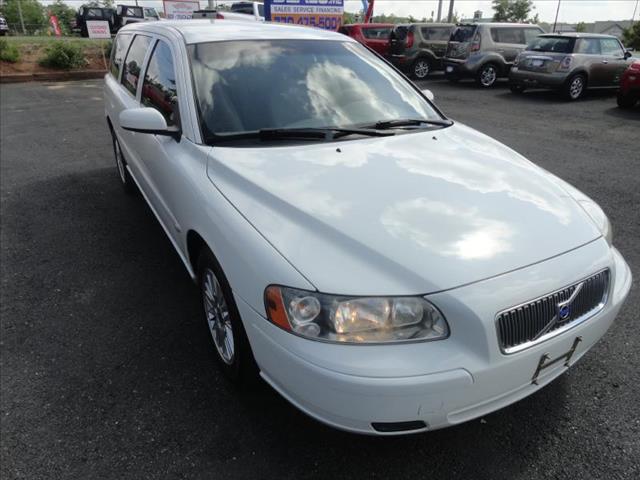 2005 Volvo V70 4X4 ED. Bauer EL