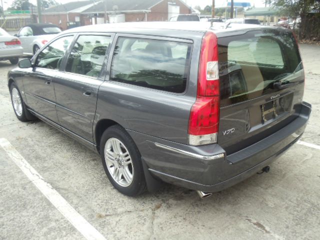 2006 Volvo V70 4WD 4dr Sport