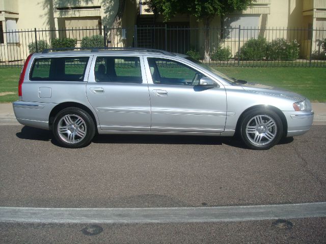 2007 Volvo V70 4WD 4dr Sport