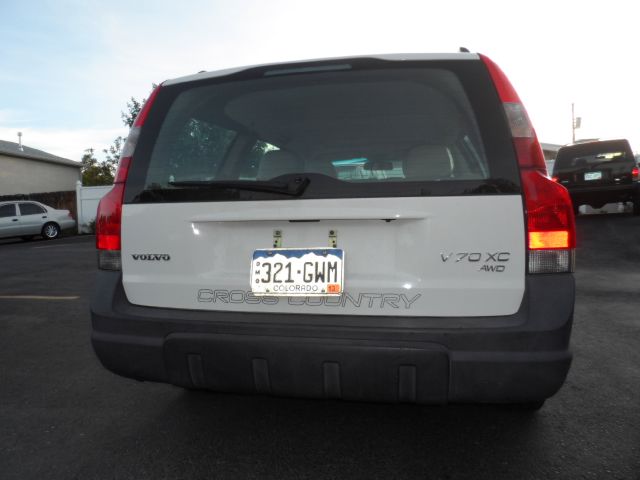 2001 Volvo V70 XC LE MINT Conditionone Owner Clean Carfax Seda