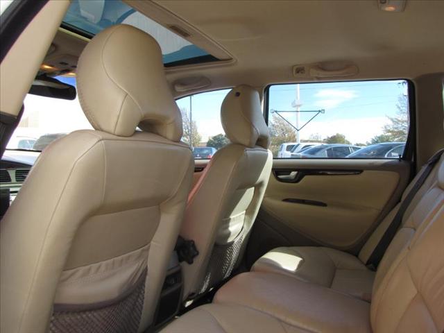 2001 Volvo V70 XC S Convertible 2D