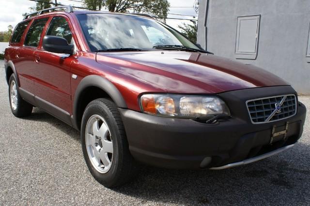 2002 Volvo V70 XC Unknown