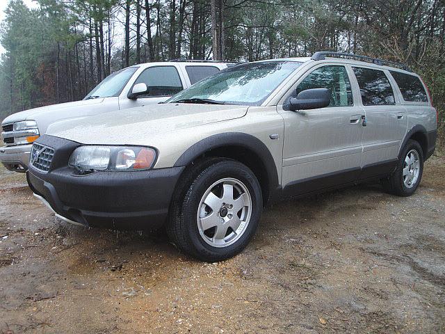 2002 Volvo V70 XC Unknown