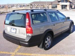 2002 Volvo V70 XC LE 4D Passenger Van