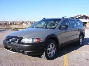2002 Volvo V70 XC LE 4D Passenger Van