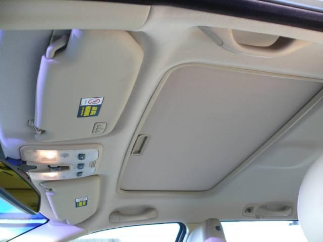 2002 Volvo V70 XC LE 4D Passenger Van