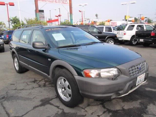 2002 Volvo V70 XC Unknown