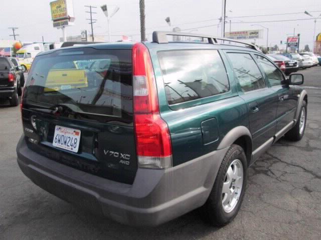 2002 Volvo V70 XC Unknown