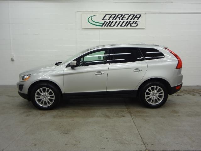 2010 Volvo XC60 3.0si Navigation Pano Htd Sts