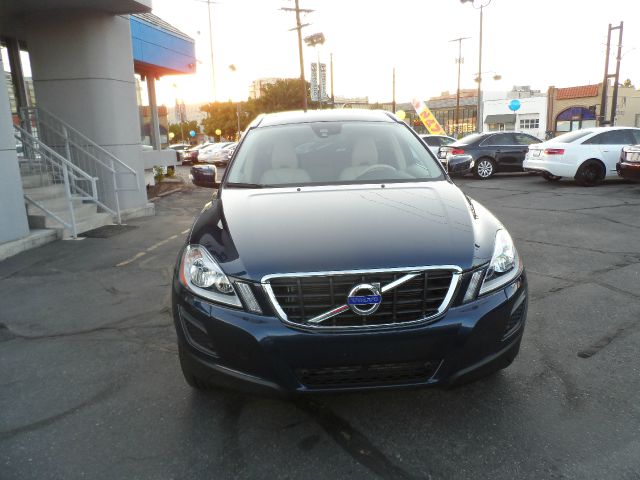 2012 Volvo XC60 3.0si Navigation Pano Htd Sts