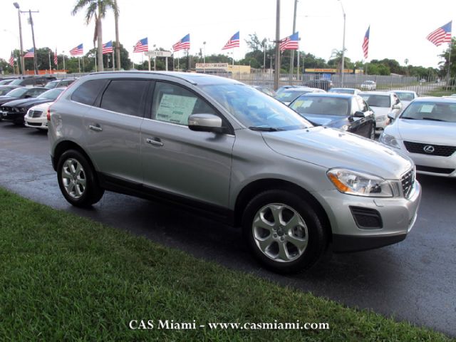 2013 Volvo XC60 SES 5dr
