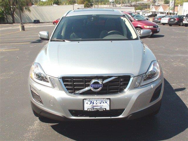 2013 Volvo XC60 2WD Supercrew Harley-davidson