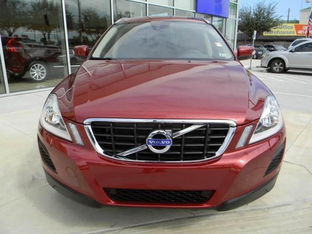 2013 Volvo XC60 Cab Chassis