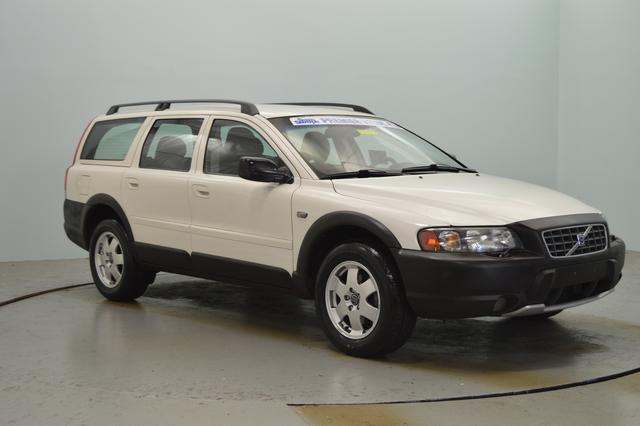 2003 Volvo XC70 4WD 4dr Sport