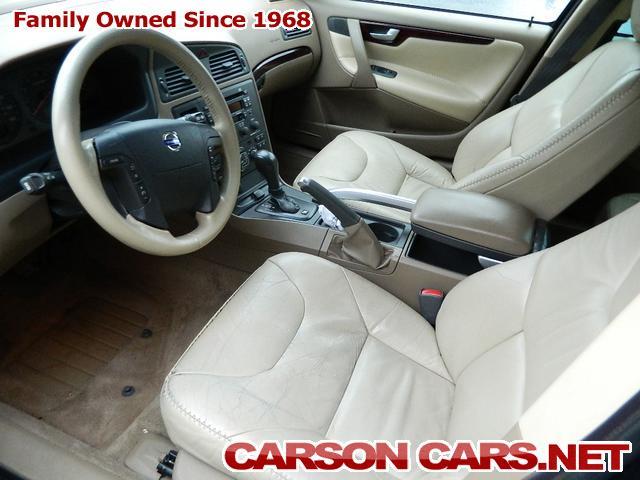 2003 Volvo XC70 4WD 4dr Sport