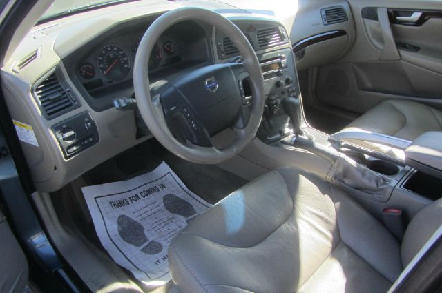 2003 Volvo XC70 LE 4D Passenger Van