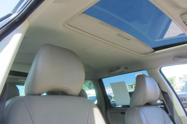 2003 Volvo XC70 LE 4D Passenger Van