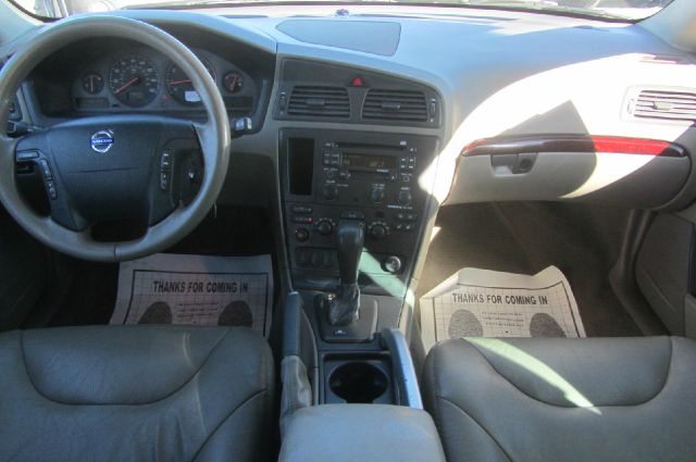 2003 Volvo XC70 LE 4D Passenger Van