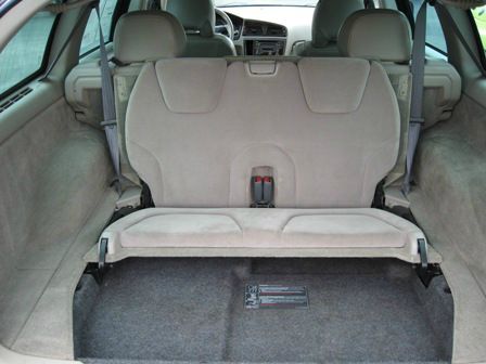 2004 Volvo XC70 LE 4D Passenger Van